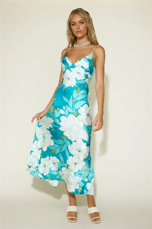 Disappear in the Clouds Maxi Dress Blue Trendy Fit-and-Flare Maxi Dress
