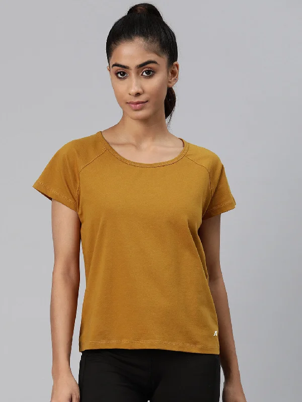 Alcis Women Floral Printed Regular Fit T-shirt Silk Blend Satin Velvet