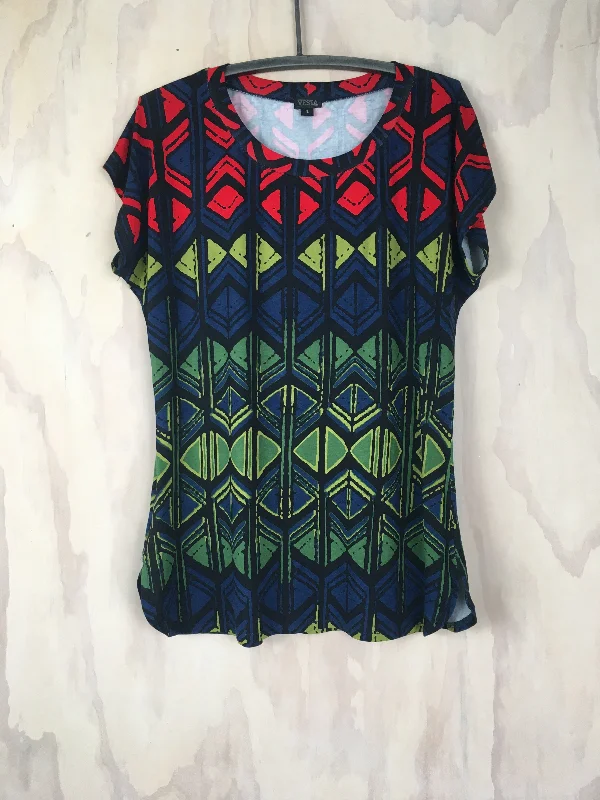 Vesta Tee - Pyramid Lucky Last size sm Modern Contemporary Chic