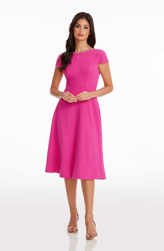 BRIGHT FUCHSIA