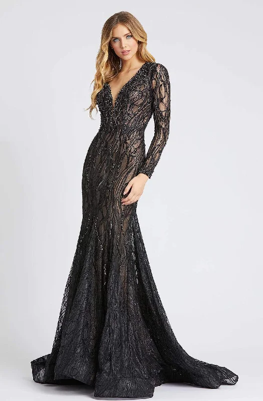 Mac Duggal Evening - 79291D V-Neck Lace Trumpet Dress